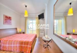 Lovely one bedroom Apartment near Falésia Beach and the Marina in Vilamoura, Algarve