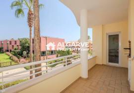 Lovely one bedroom Apartment near Falésia Beach and the Marina in Vilamoura, Algarve