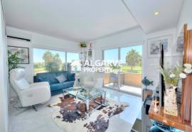 VILAMOURA - Luxury 3 bed PENTHOUSE apartment inside the GOLF COURSE