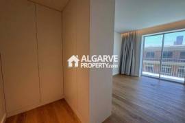 Luxurious brand new 3 bedroom apartment in front of Quarteira Beach, Algarve