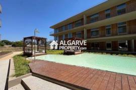 Luxurious brand new 3 bedroom apartment in front of Quarteira Beach, Algarve