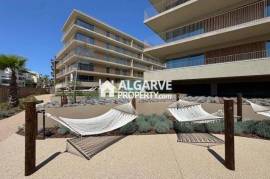 Luxurious brand new 3 bedroom apartment in front of Quarteira Beach, Algarve