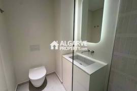 Luxurious brand new 3 bedroom apartment in front of Quarteira Beach, Algarve