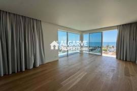 Luxurious brand new 3 bedroom apartment in front of Quarteira Beach, Algarve