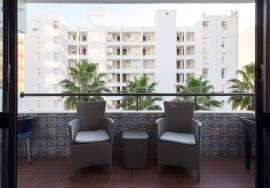 1 Bedroom Apartment in the Heart of Quarteira – 50m from the Beach and with All the Comfort
