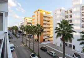 1 Bedroom Apartment in the Heart of Quarteira – 50m from the Beach and with All the Comfort