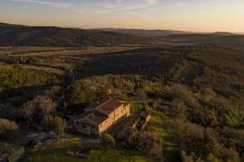 Country estate with authentic homes to restore and 290 hectares of land, Pisa - Tuscany