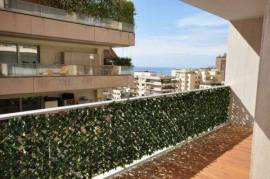 BEAUTIFUL CONTEMPORARY SEAVIEW APARTMENT CLOSE TO AMENITIES IN LA ROUSSE - MONACO