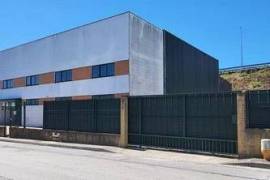 Armazém em Oiã de 569,00 m²