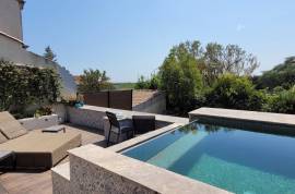 Authentic Stone Barn With 150 M2 Of Living Space, Renovated With Charm And High-End Amenities.