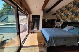 Authentic Stone Barn With 150 M2 Of Living Space, Renovated With Charm And High-End Amenities.