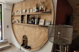 Authentic Stone Barn With 150 M2 Of Living Space, Renovated With Charm And High-End Amenities.