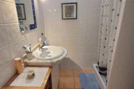 Very Pretty Stone House With 95 M2 Of Living Space, Terrace With Views, Courtyard And Swimming Pool.