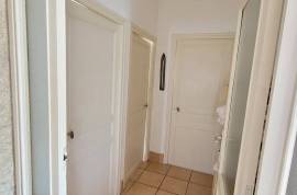 Very Pretty Stone House With 95 M2 Of Living Space, Terrace With Views, Courtyard And Swimming Pool.