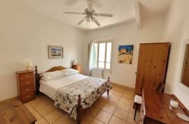 Very Pretty Stone House With 95 M2 Of Living Space, Terrace With Views, Courtyard And Swimming Pool.