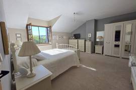 For Sale Unique House and Pool - Availles Limouzine - 86