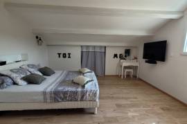 Detached Villa with Open Countryside Views