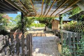 Detached Country House with Pool and Open Views
