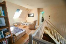 Detached Country House with Pool and Open Views
