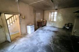 Country Farmhouse to Renovate with Outbuildings