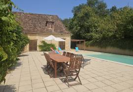 Superb Detached Country House with Swimming Pool