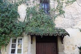 Stunning Domaine On The Canal Du Midi With Chateau, Cottages And Annexes