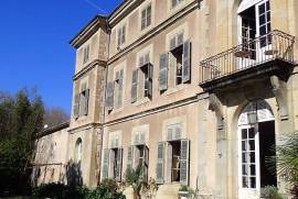 Stunning Domaine On The Canal Du Midi With Chateau, Cottages And Annexes