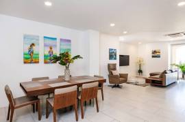 Penthouse 32: Luxury Ocean-View Condo at Peninsula Langosta