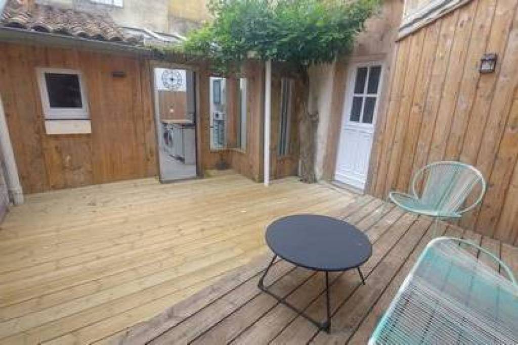 Au coeur de la bastide avec un exterieur charmant
