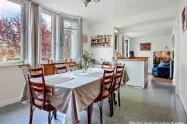 Maison familiale avec jardin au calme proche école