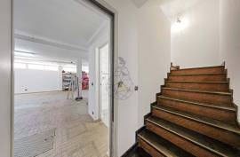 3 + 1 bedroom semi-detached house with large garage in Bemposta Portimão Alvor