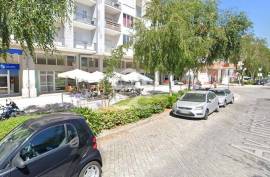 Space for Restaurants or Commerce in the City Center