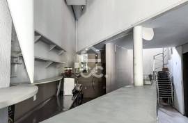 Space for Restaurants or Commerce in the City Center