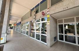 Space for Restaurants or Commerce in the City Center