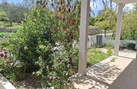 Loulé at 10km, 3 bedroom villa with spacious patio