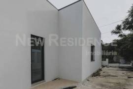 Loulé at 10km, 3 bedroom villa with spacious patio