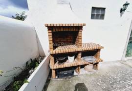 Loulé at 10km, 3 bedroom villa with spacious patio