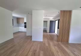 Loulé at 10km, 3 bedroom villa with spacious patio