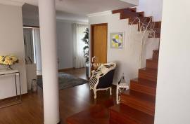 4 bedroom villa with pool in Esposende