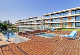 1 Bedroom Apartment in Luxury Development with Swimming Pool, Vilamoura