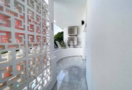 Renovated 3 bedroom apartment with swimming pool, Vilamoura