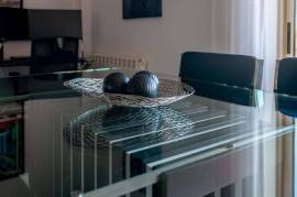 Stunning 2 bed 2 bath completley refurbished apartment