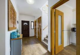 Beautiful 3 Bedroom Semi Detached Villa with Pool and Garage