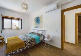Beautiful 3 Bedroom Semi Detached Villa with Pool and Garage