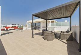 Tavira centre 3 bed penthouse with huge private roof terrace & garage