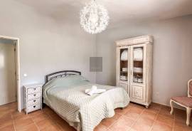 Spacious Countryside Villa with Pool, Annex & Flat Land for Sale in Loulé Algarve