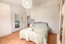 Spacious Countryside Villa with Pool, Annex & Flat Land for Sale in Loulé Algarve