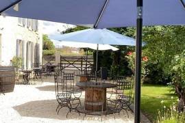 Estate With Chateau & Bar & Restaurant For Sale In Aulnay Charente Maritime