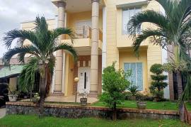 Excellent 7 Bed Villa For Sale In Manado,
