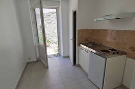 Flats / Apartments for rent - 1 room - 23 m2 - PLOERMEL - (56800)
